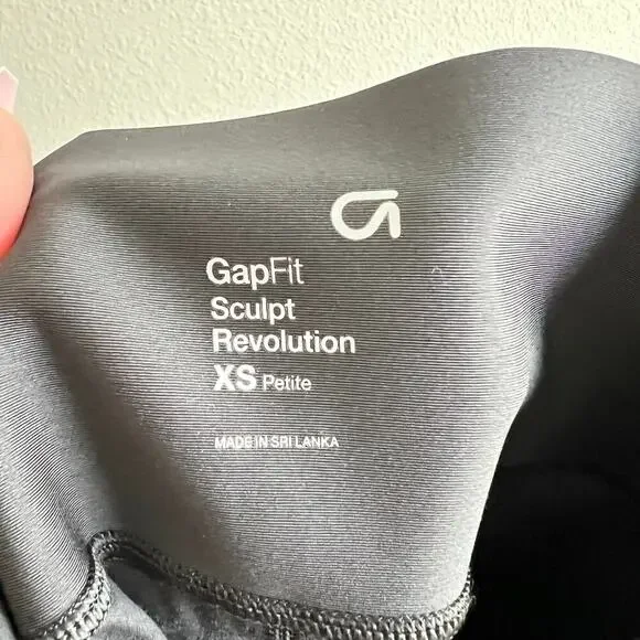 Gap Fit High Rise Black Star Galaxy Print Leggings Women's XS Petite Pockets - Picture 5 of 7